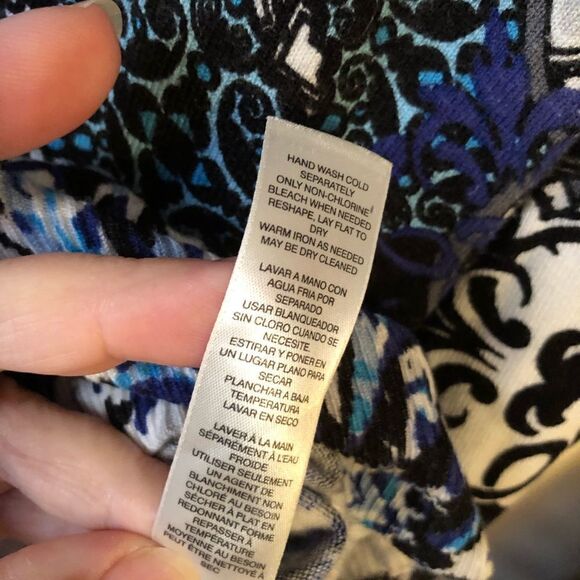 WHBM LS Abstract Sweater w Snaps - Picture 8 of 10